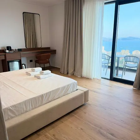 Queen Palace Luxury Sarandë