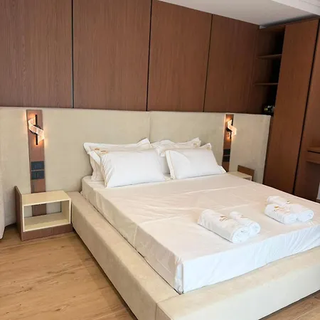 Hotel Queen Palace Luxury 4*