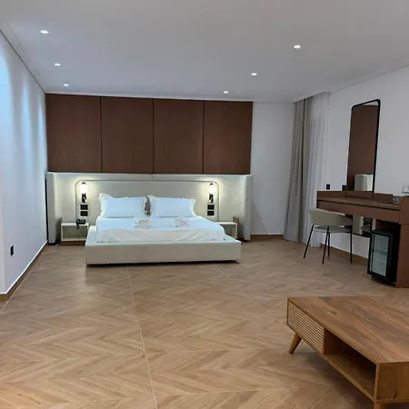 Queen Palace Luxury 4*