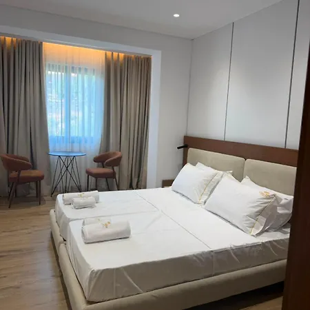 Queen Palace Luxury Hotel 4*